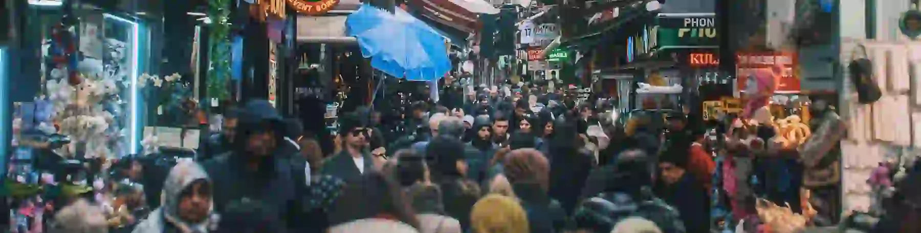 crowdbusywalking.webp